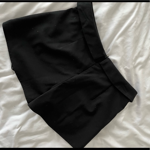 Black skort - Picture 3 of 4